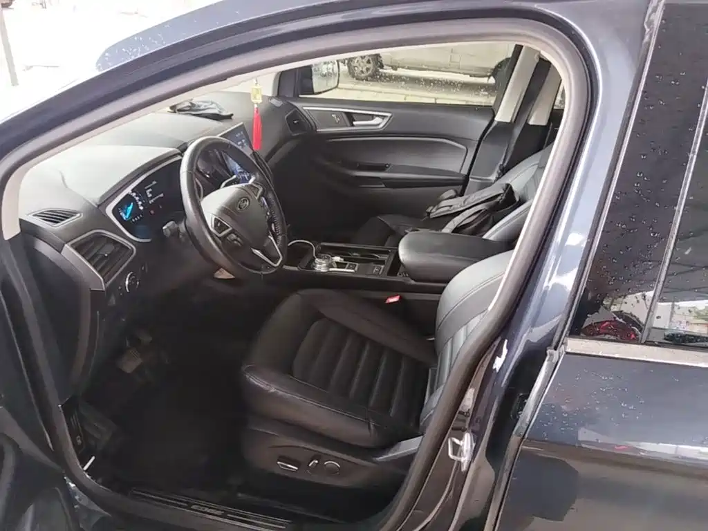 Ford Edge — миниатюра 20