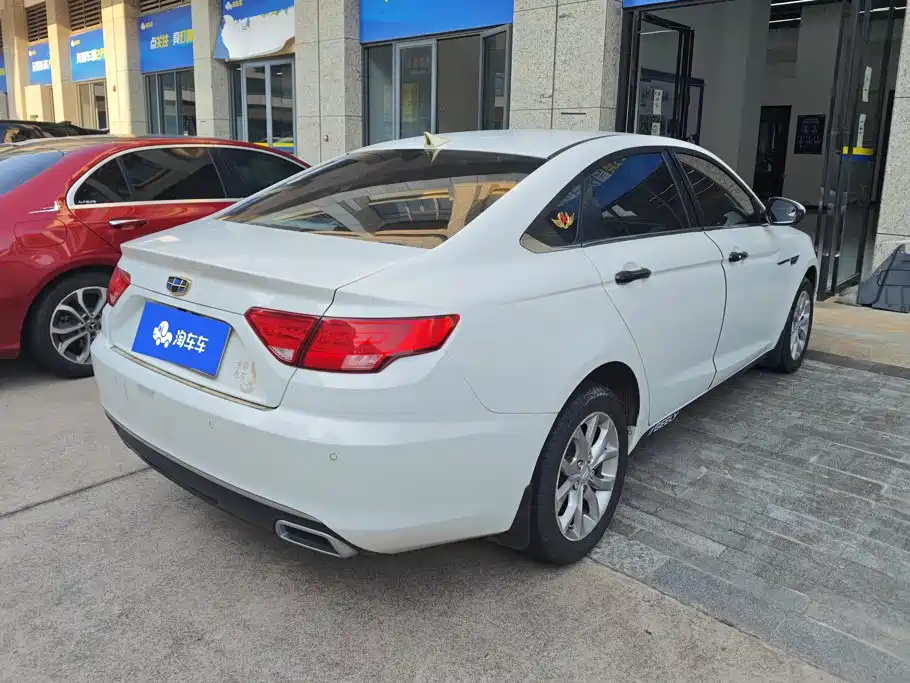 Geely Emgrand GL — миниатюра 3