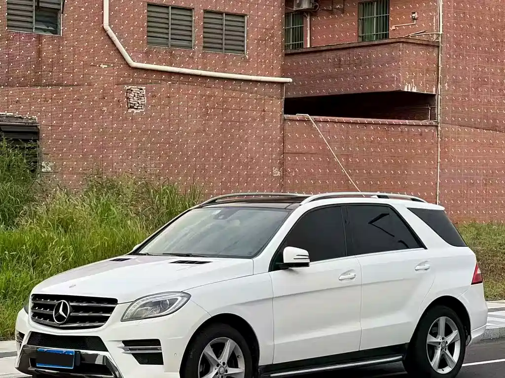 Mercedes-Benz M-Class — миниатюра 3