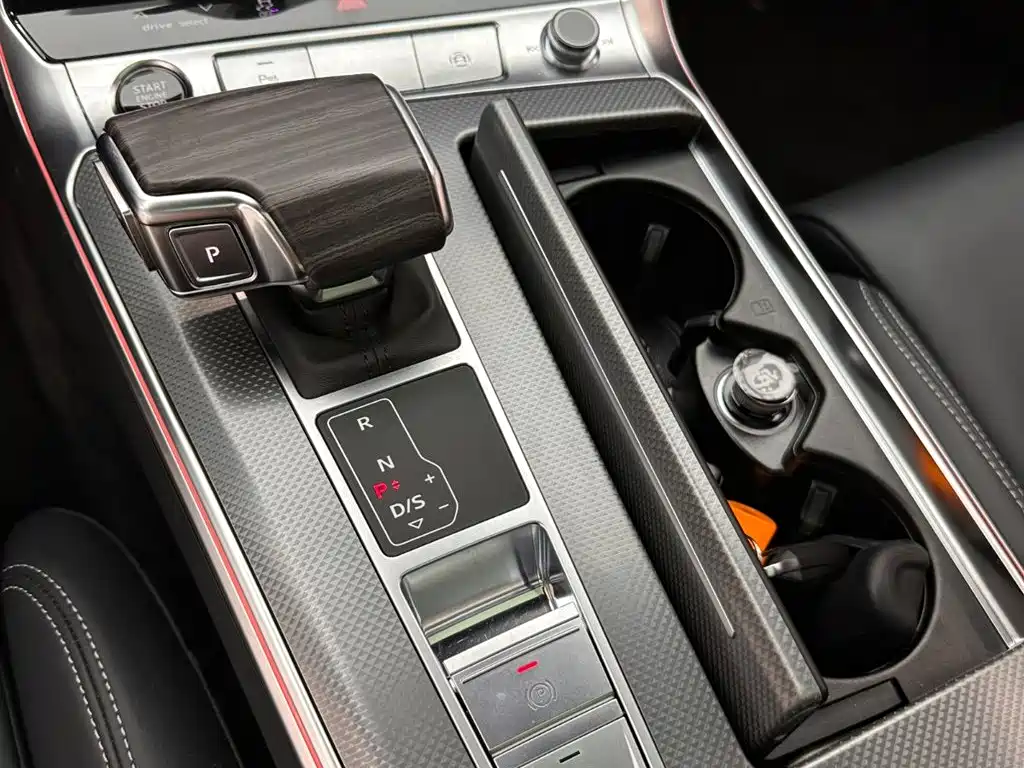 Audi A6L — миниатюра 15