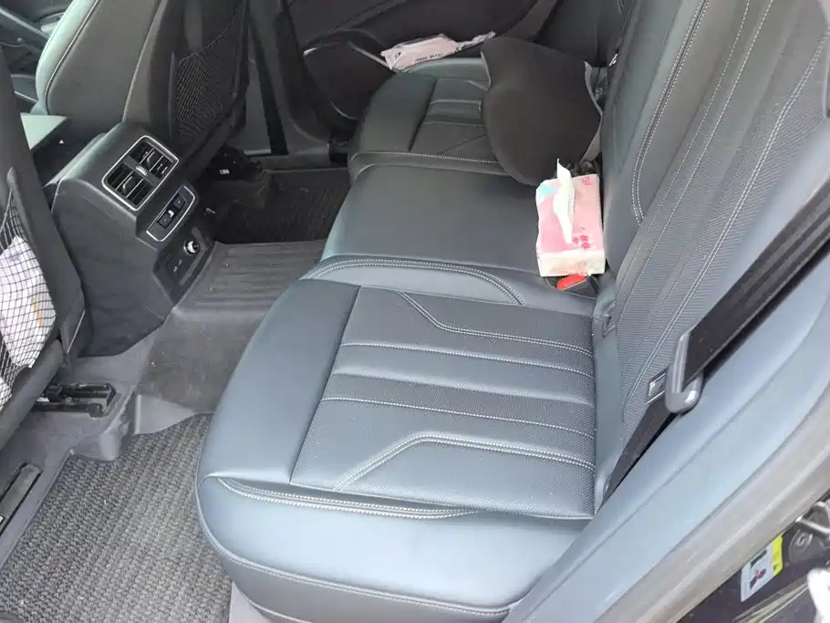 Audi Q5L — миниатюра 11