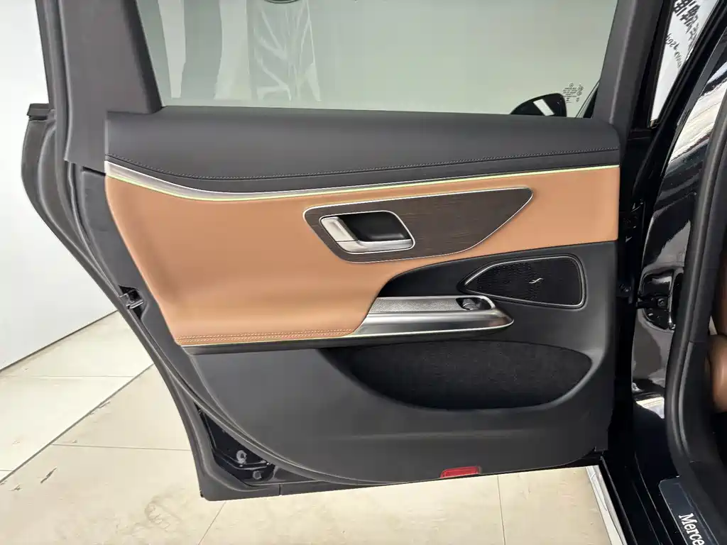 Mercedes-Benz E-Class New Energy — миниатюра 18