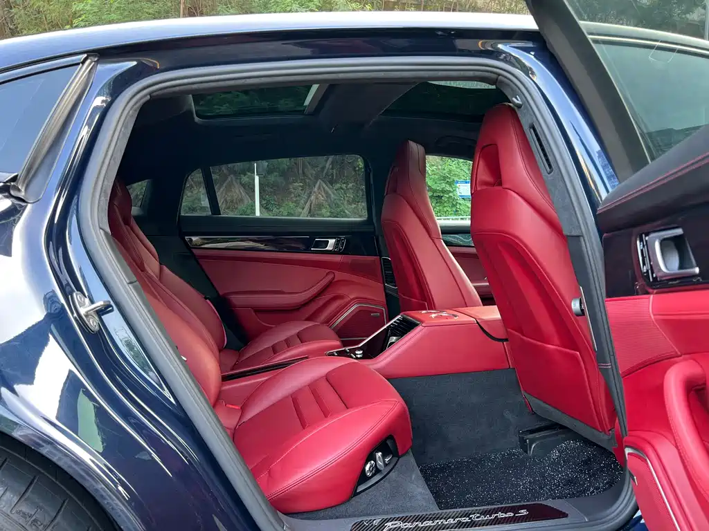 Porsche Panamera — миниатюра 7