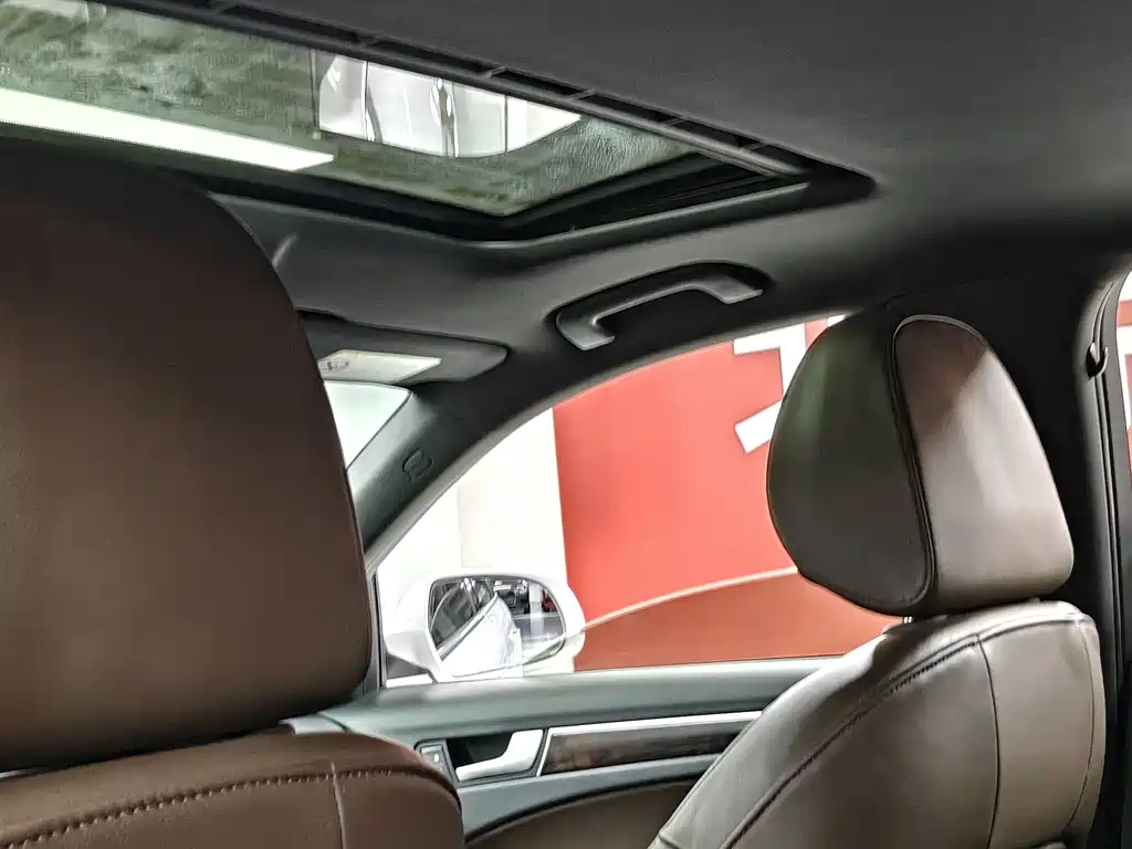 Audi A4L — миниатюра 15