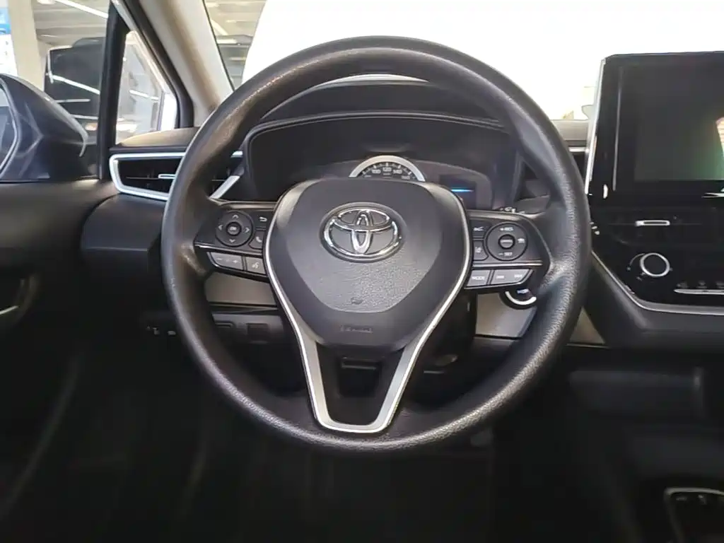 Toyota Corolla — миниатюра 11