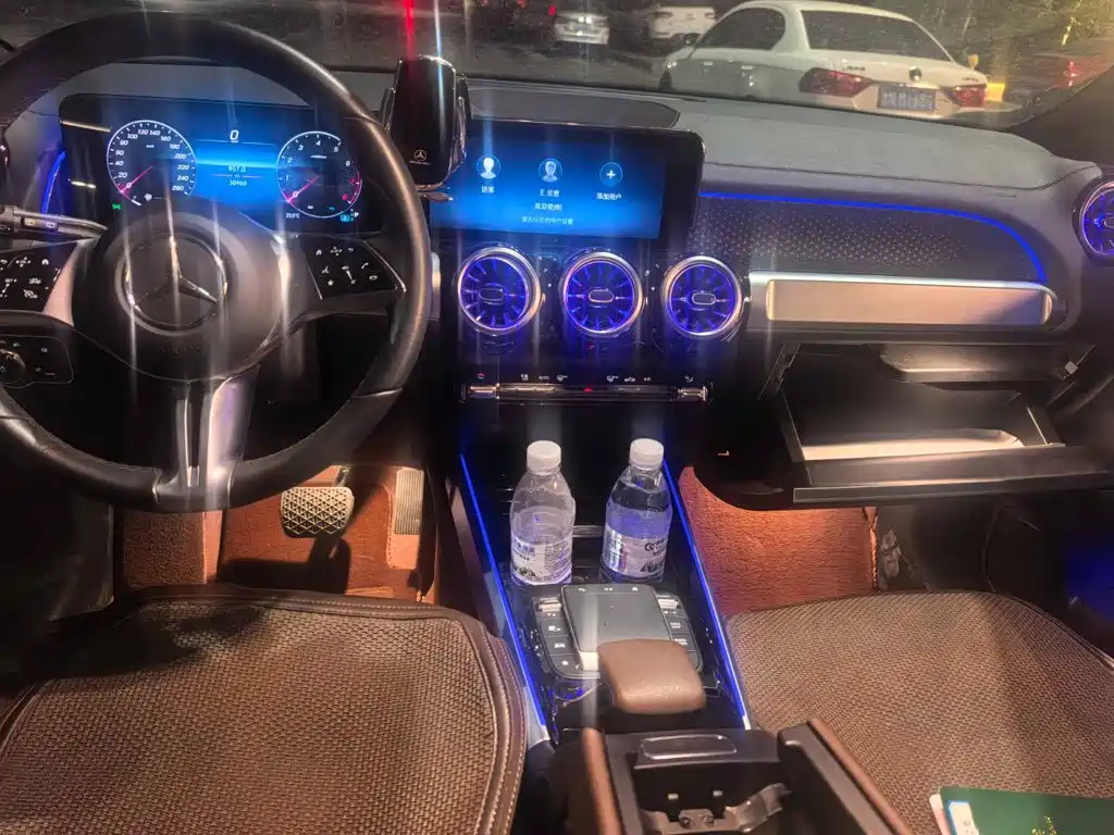 Mercedes-Benz GLB — миниатюра 3