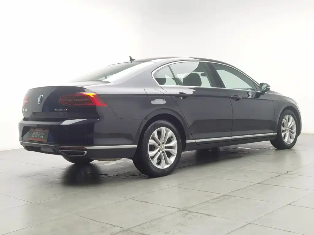 Volkswagen Magotan — миниатюра 2