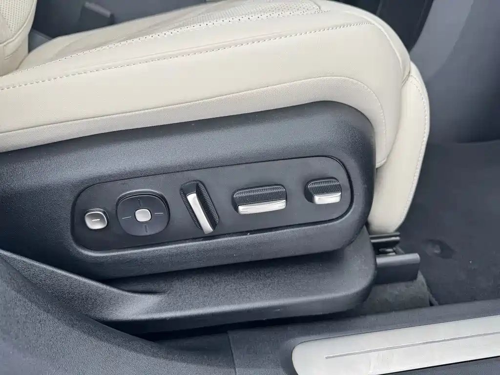 NIO EC6 2025 75kWh