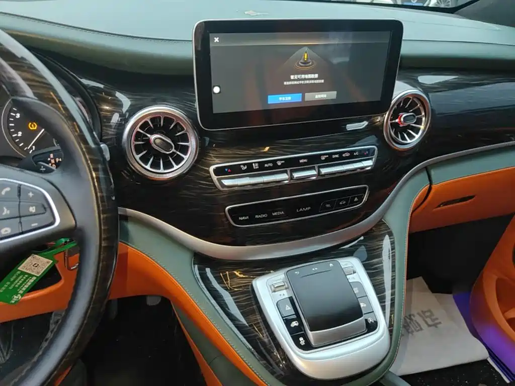 Mercedes-Benz Vito — миниатюра 13