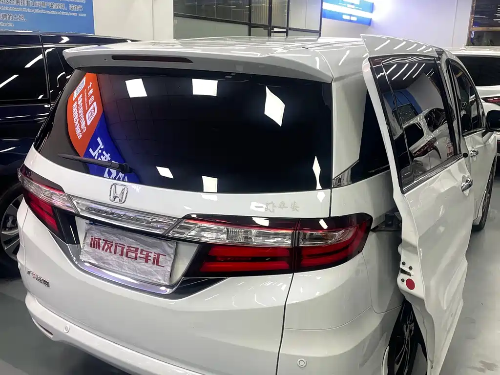 Honda Odyssey — миниатюра 7