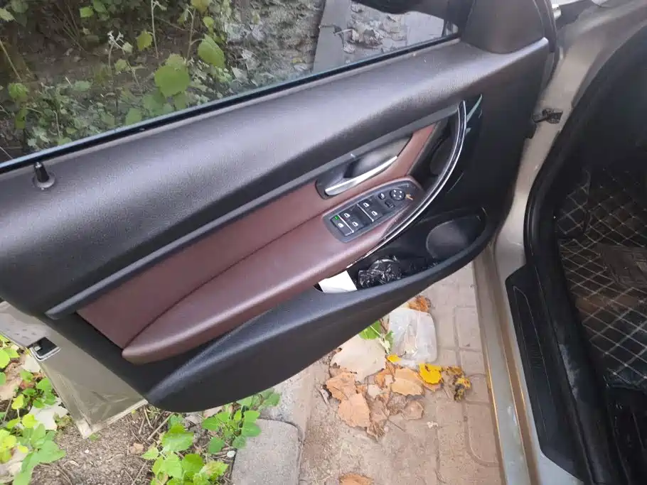 BMW 3 Series — миниатюра 7