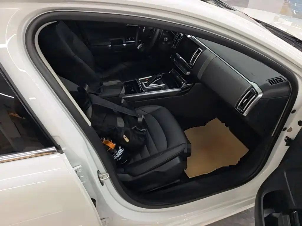 Citroen C6 — миниатюра 25
