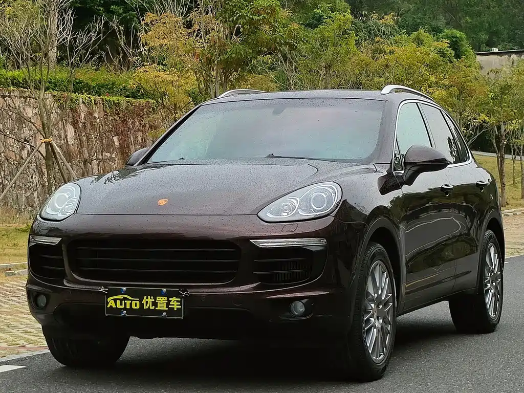 PORSCHE CAYENNE