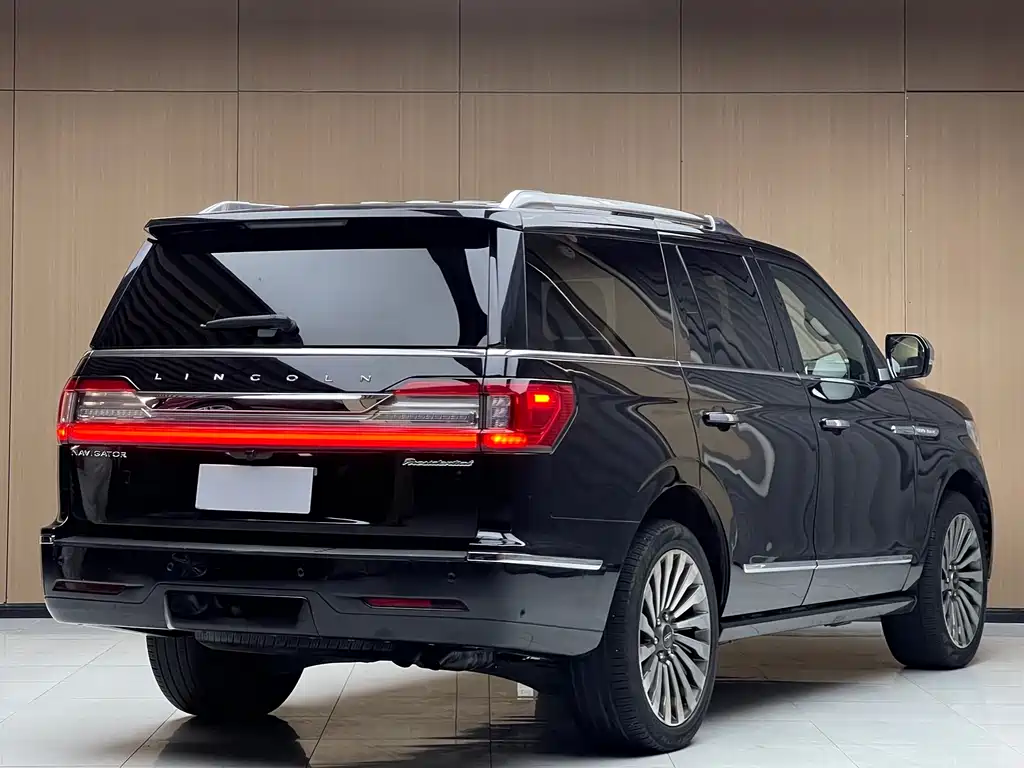 Lincoln Navigator 2019 3.5T VI