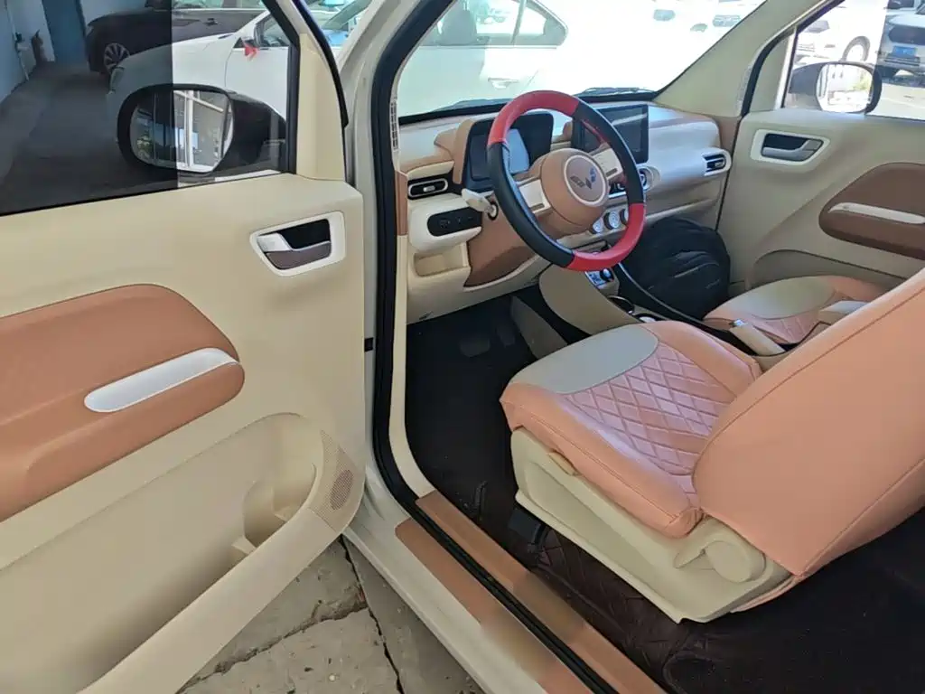 Wuling MINIEV — миниатюра 16