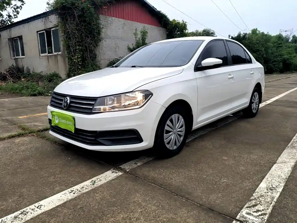 Volkswagen Santana — миниатюра 2