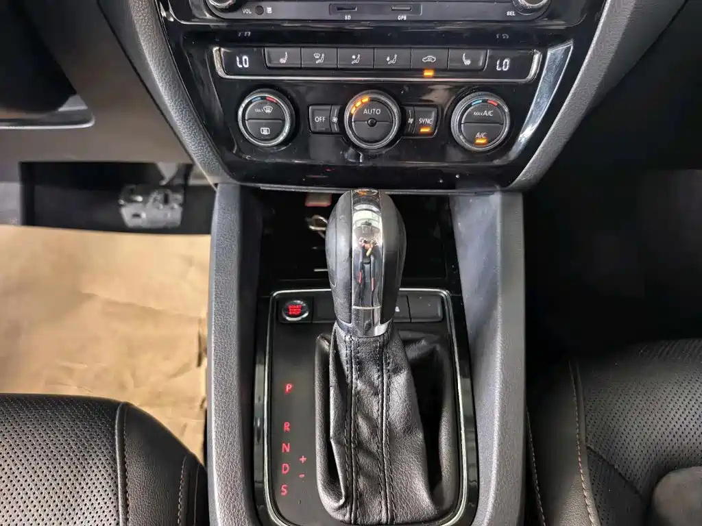 Volkswagen Sagitar — миниатюра 2