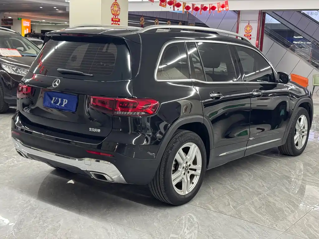 Mercedes-Benz GLB — миниатюра 4