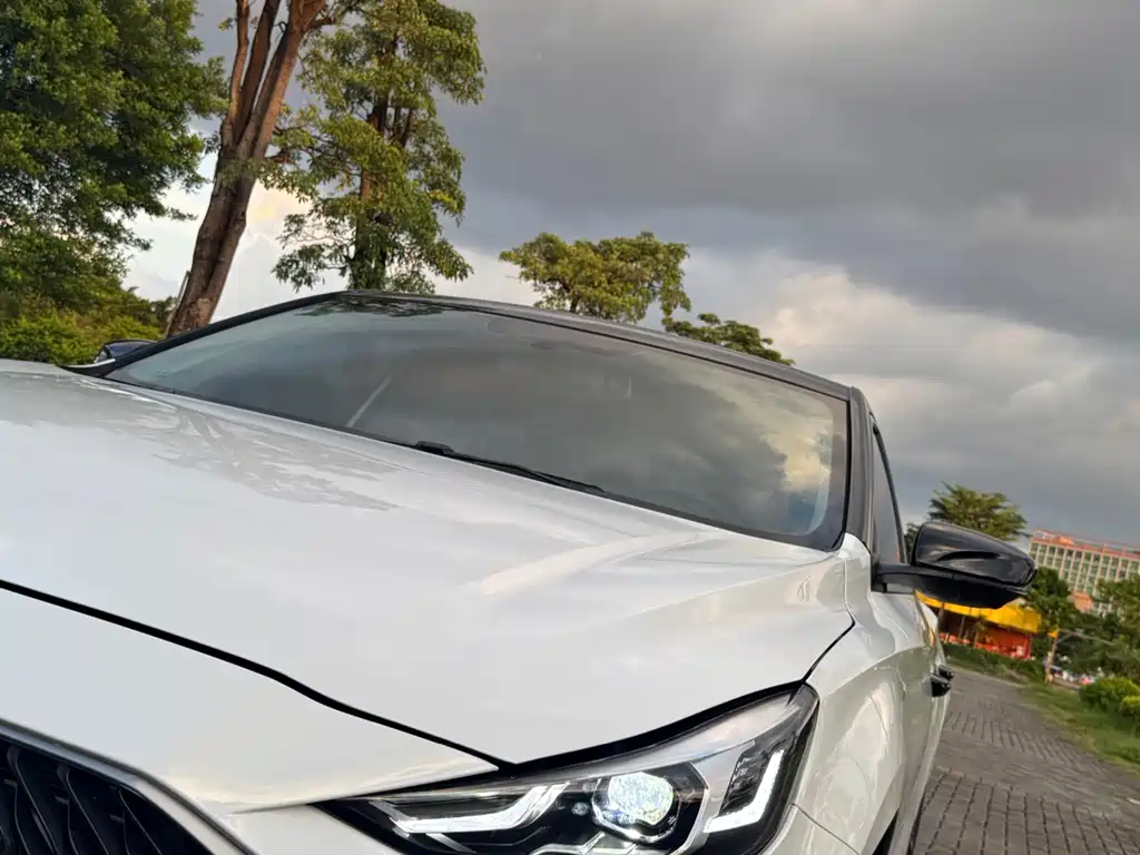 MG MG5 - фото 22