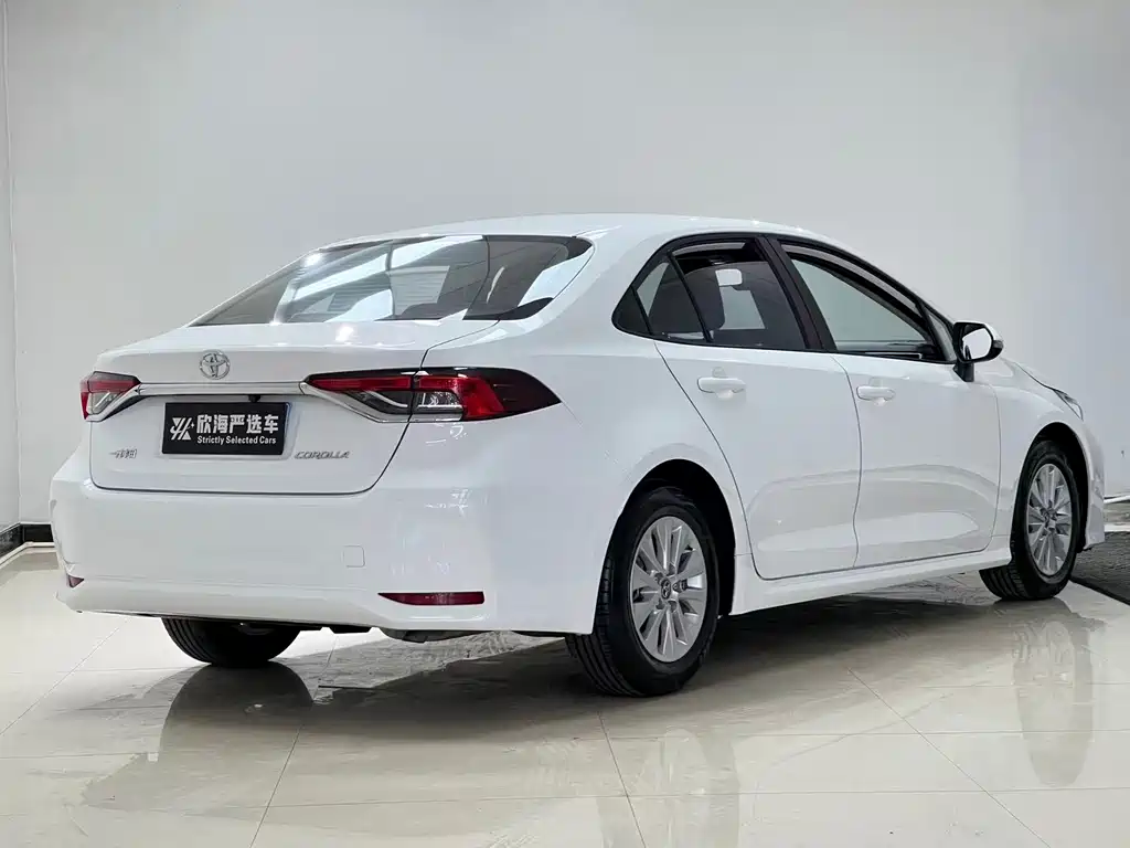 Toyota Corolla — миниатюра 4