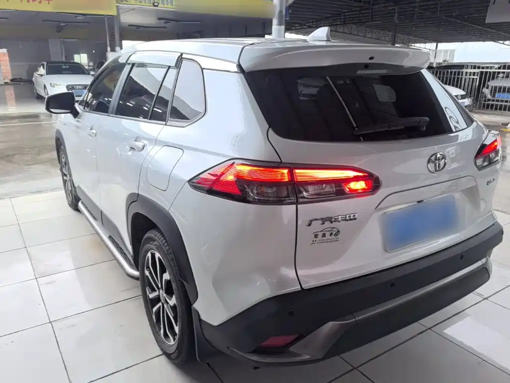 Toyota Frontlander — миниатюра 5