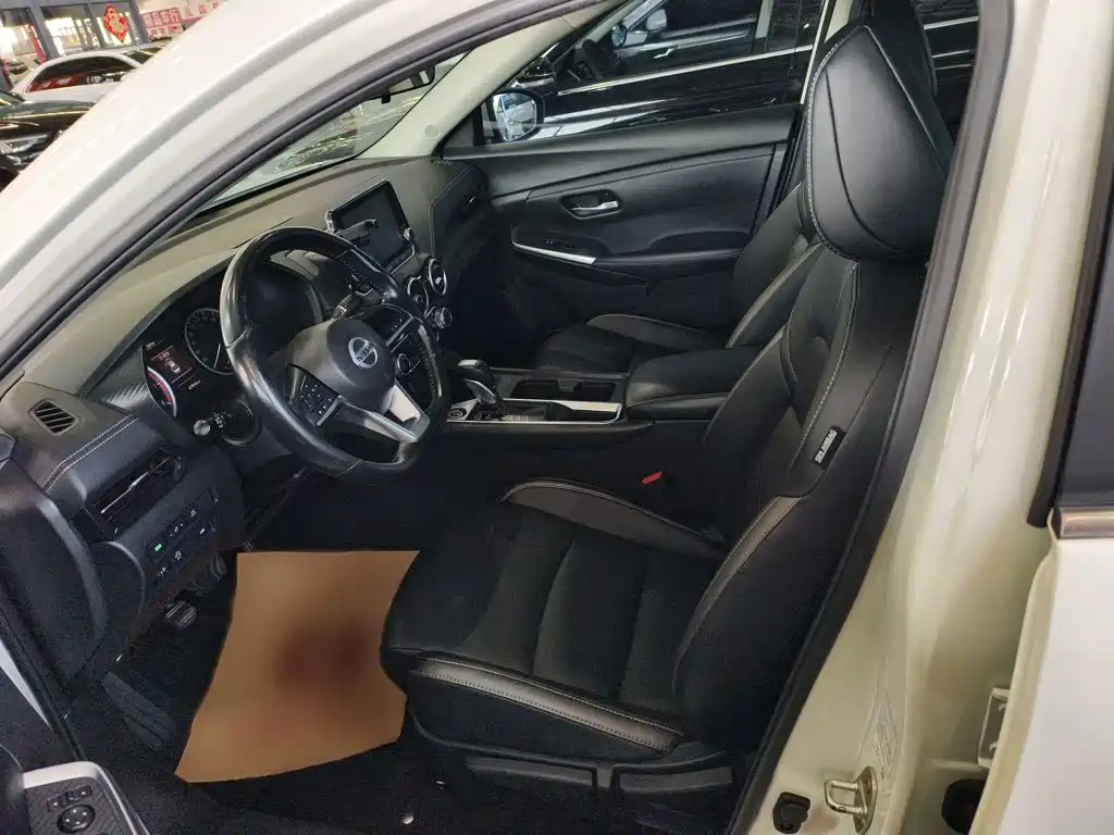 Nissan Sylphy — миниатюра 8