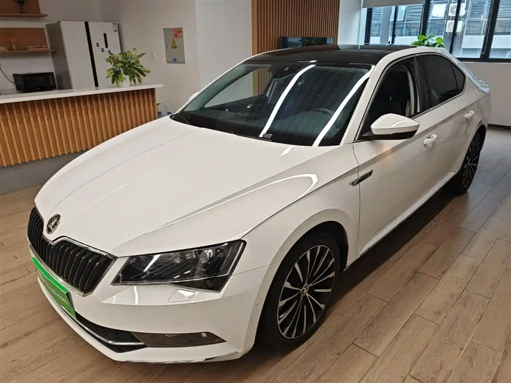 Skoda Superb 2016