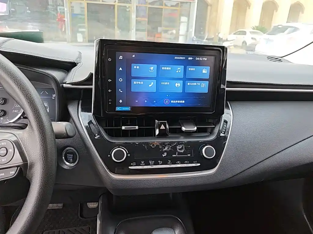 Toyota Corolla — миниатюра 13
