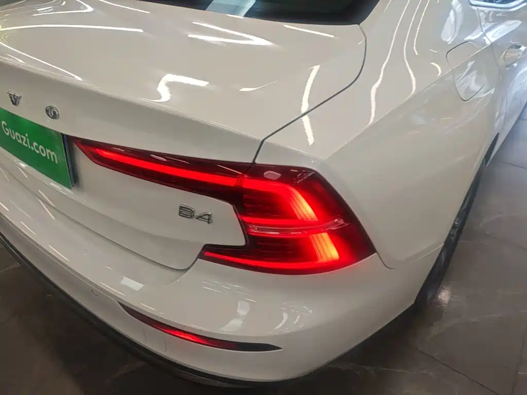 Volvo S60 — миниатюра 8