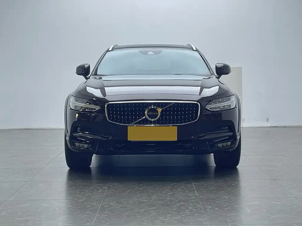 Volvo V90 — миниатюра 2