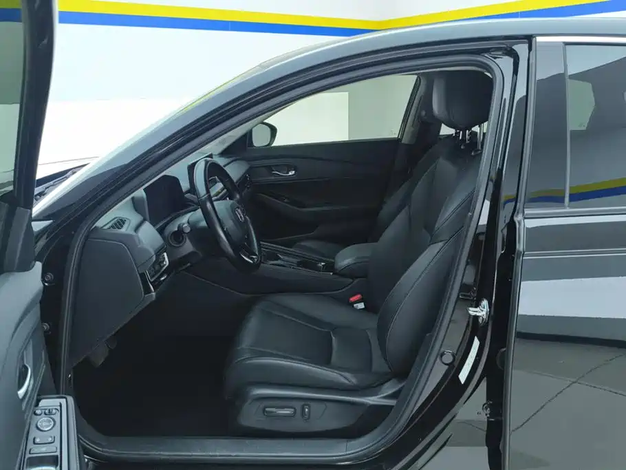 Honda Inspire — миниатюра 9