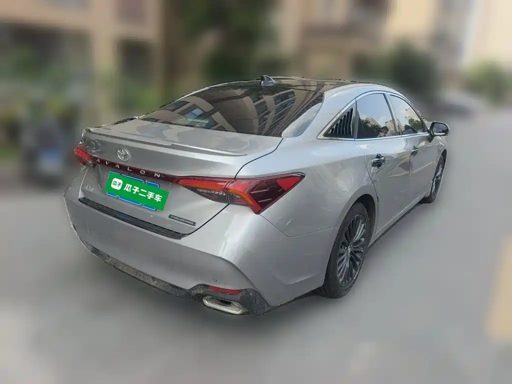 Toyota Avalon — миниатюра 5