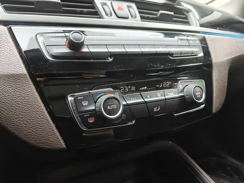 BMW X1 — миниатюра 11