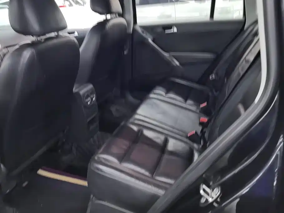 Volkswagen Tiguan — миниатюра 11