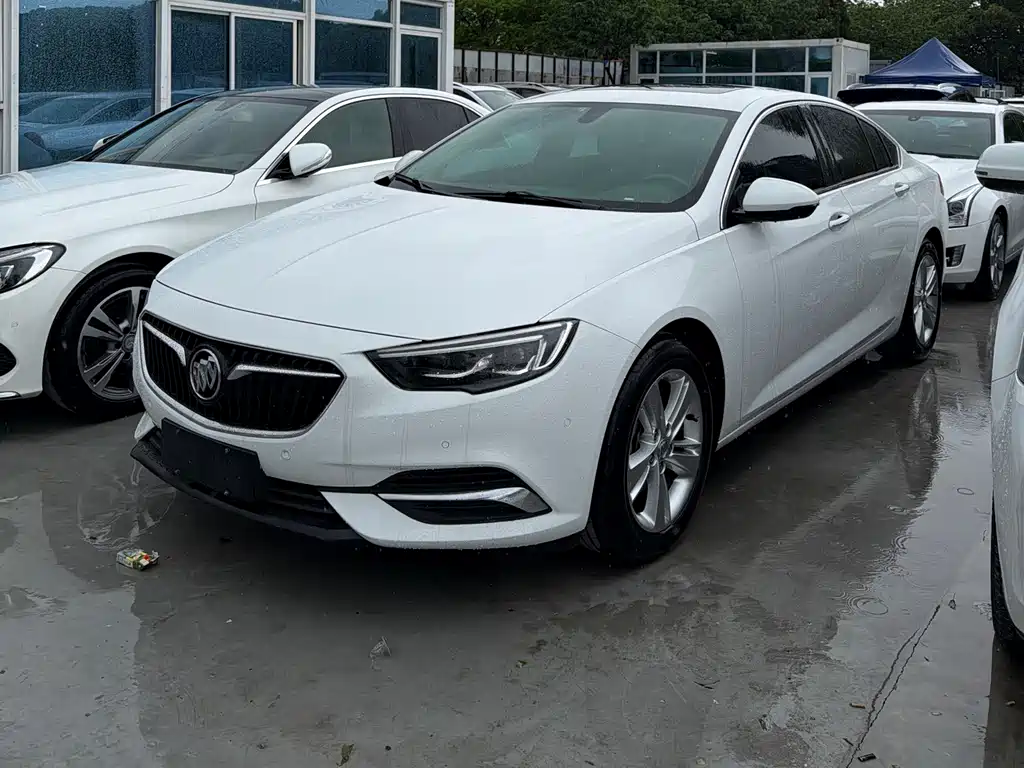 Buick Regal 2018