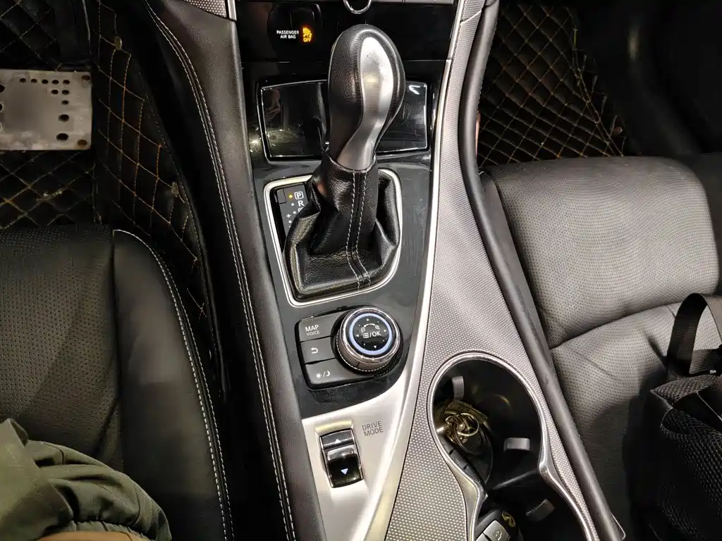 Infiniti Q50L — миниатюра 10