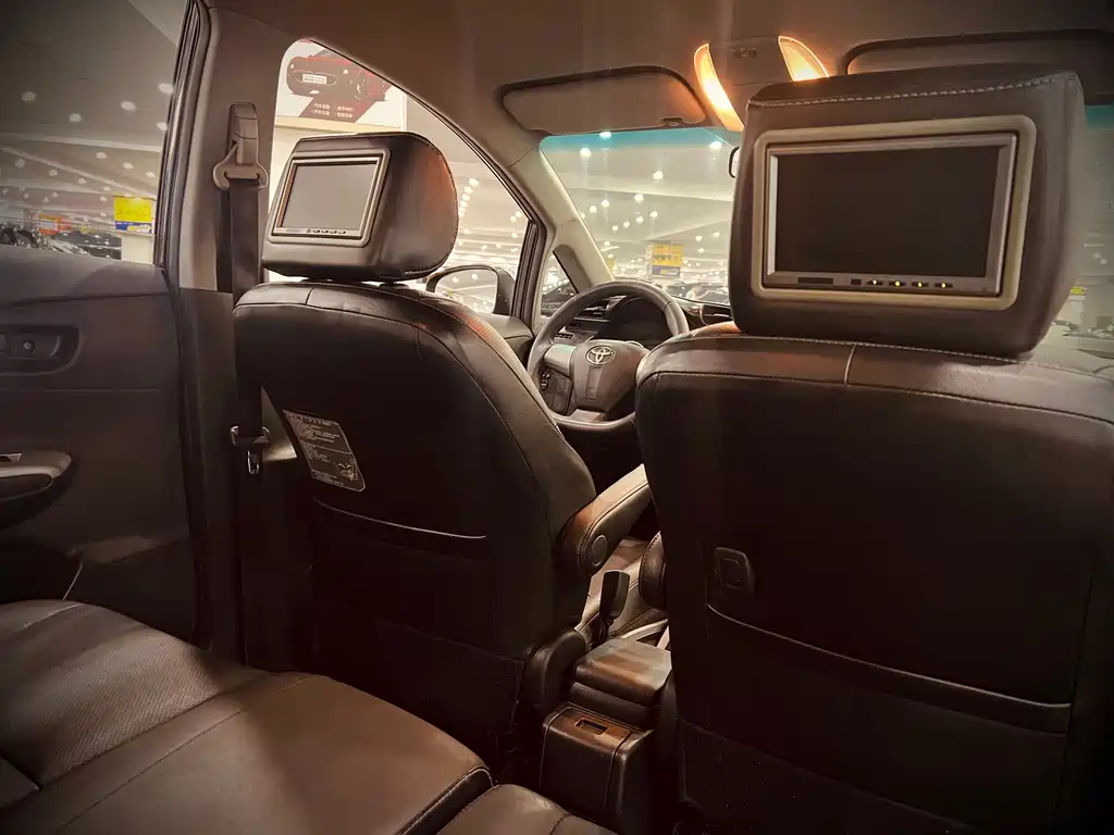 Toyota WISH — миниатюра 19