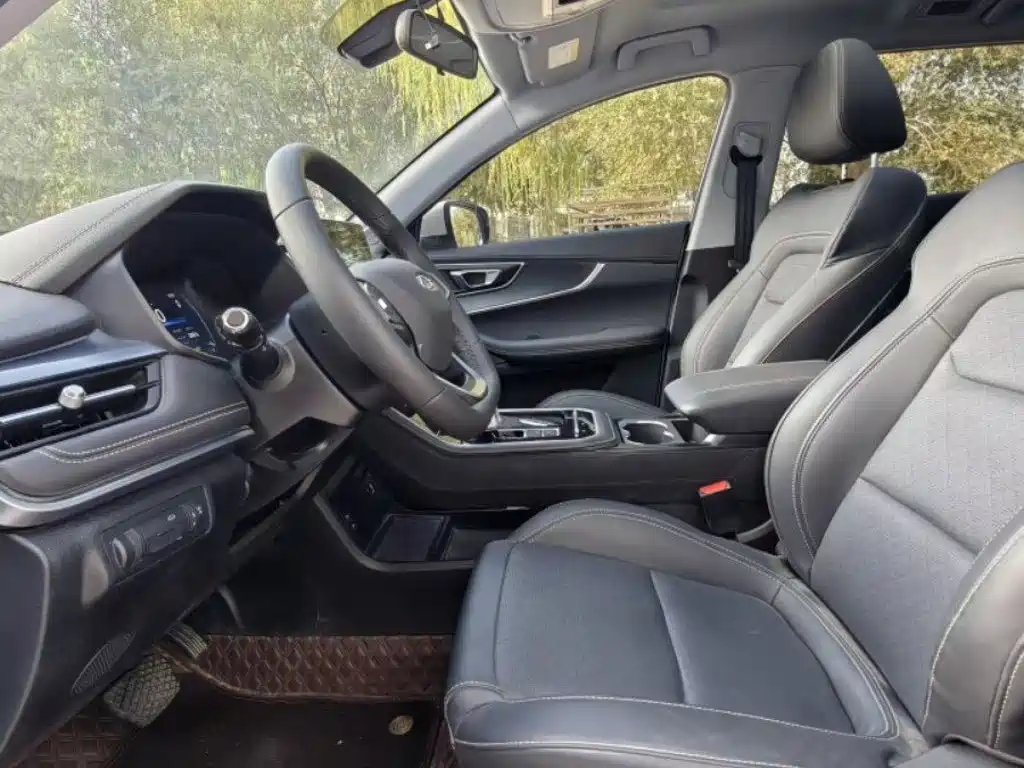 Chery Tiggo 8 — миниатюра 4