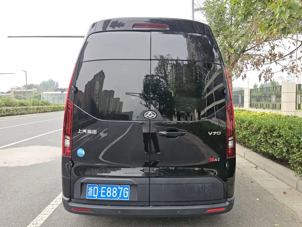 MAXUS V70 — миниатюра 5