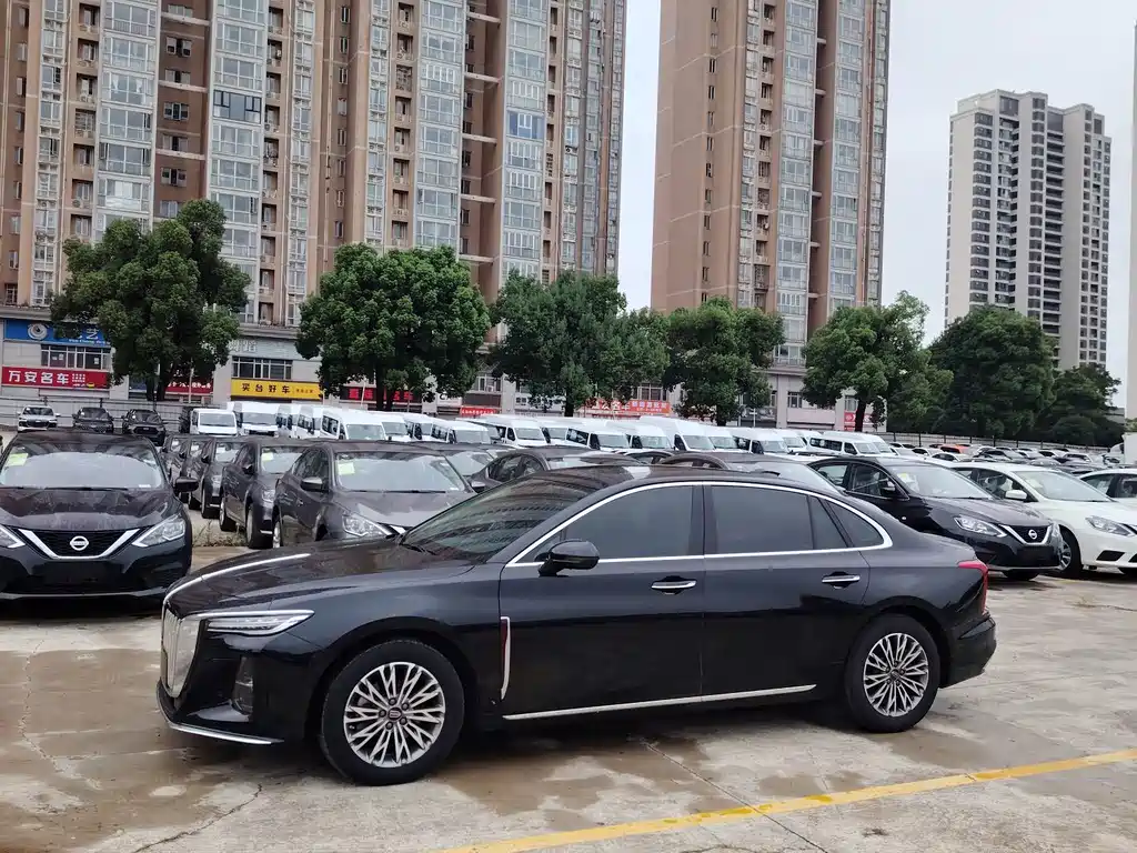 Hongqi Hongqi H5 — миниатюра 2