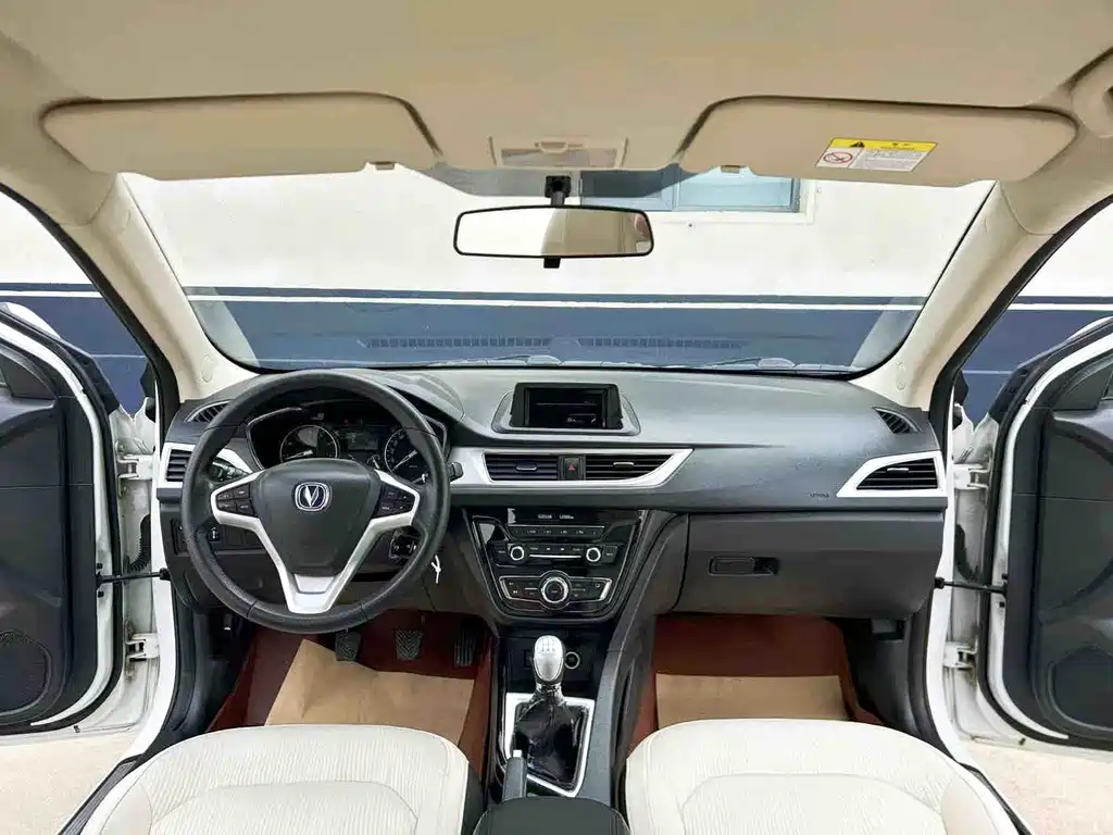 Changan V7 — миниатюра 9