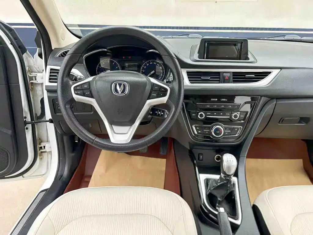 Changan V7 — миниатюра 15