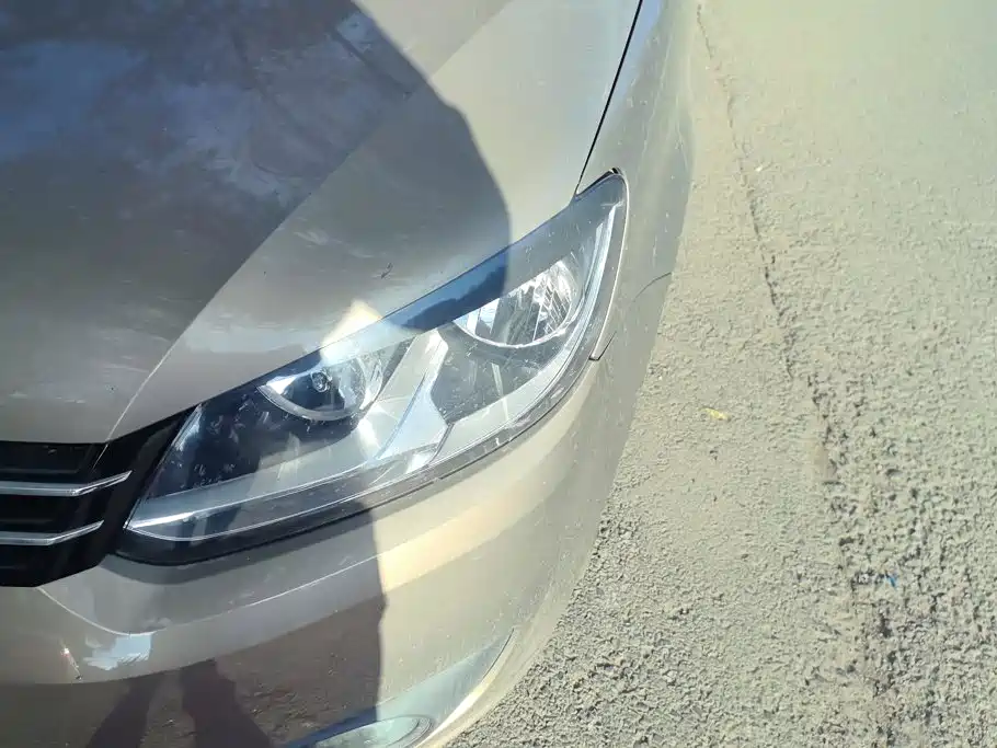 Volkswagen Touran — миниатюра 5