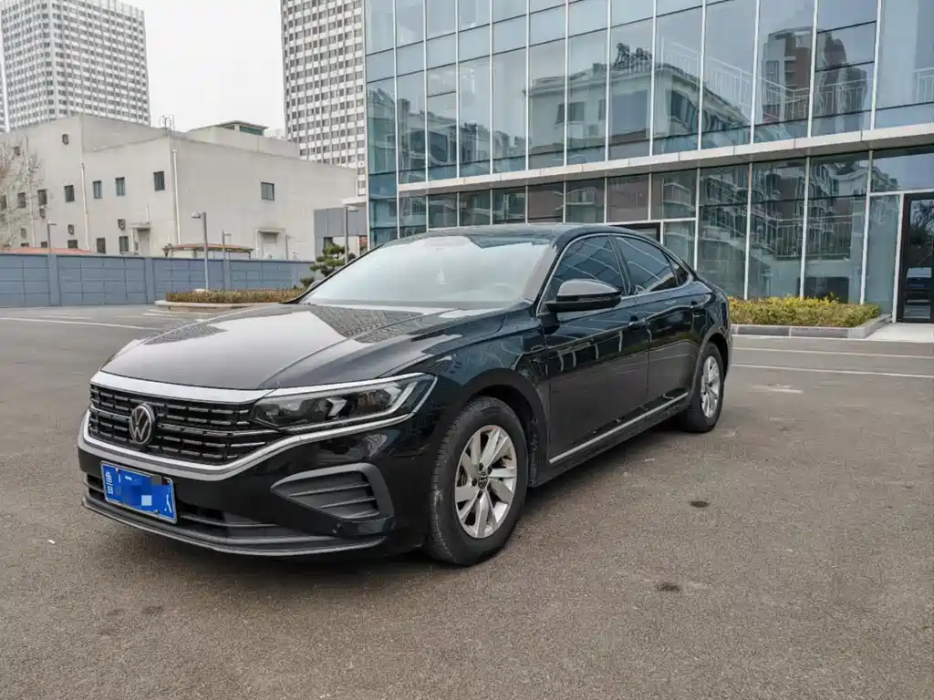 Volkswagen Passat 2024