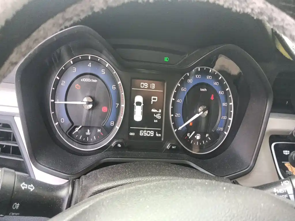Geely Vision X3 — миниатюра 7