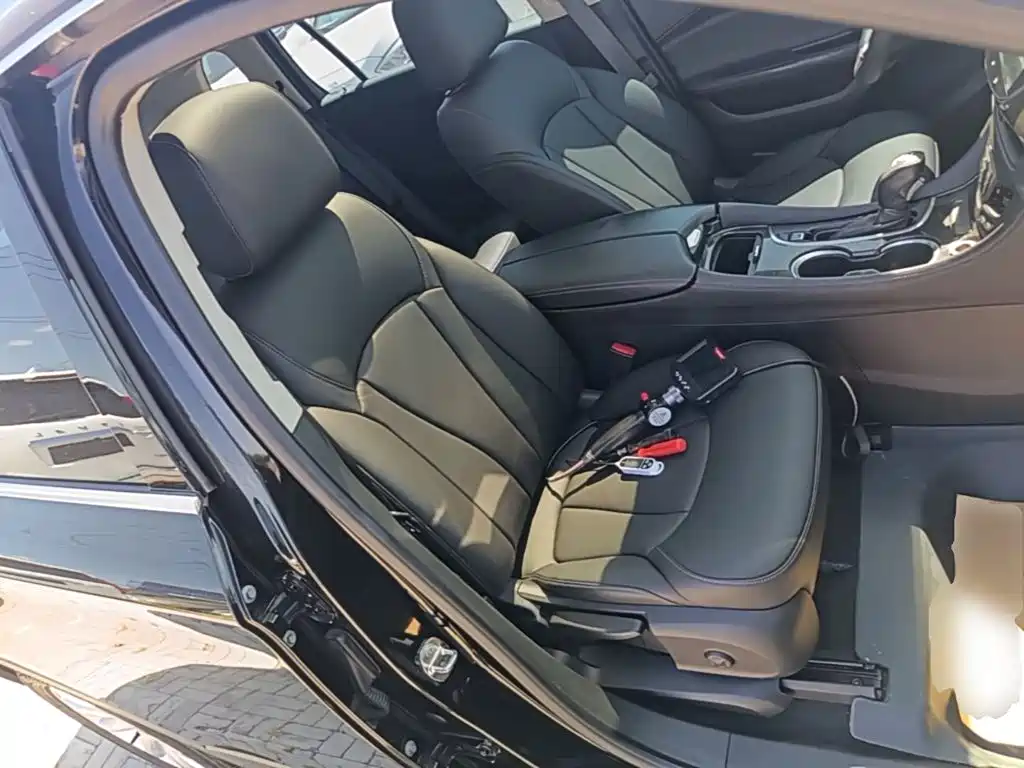 Buick Envision Plus — миниатюра 25