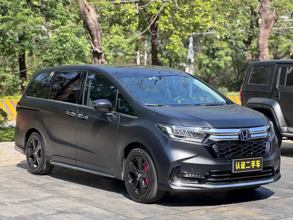 Honda Odyssey 2022 2.0L e:HEV мест