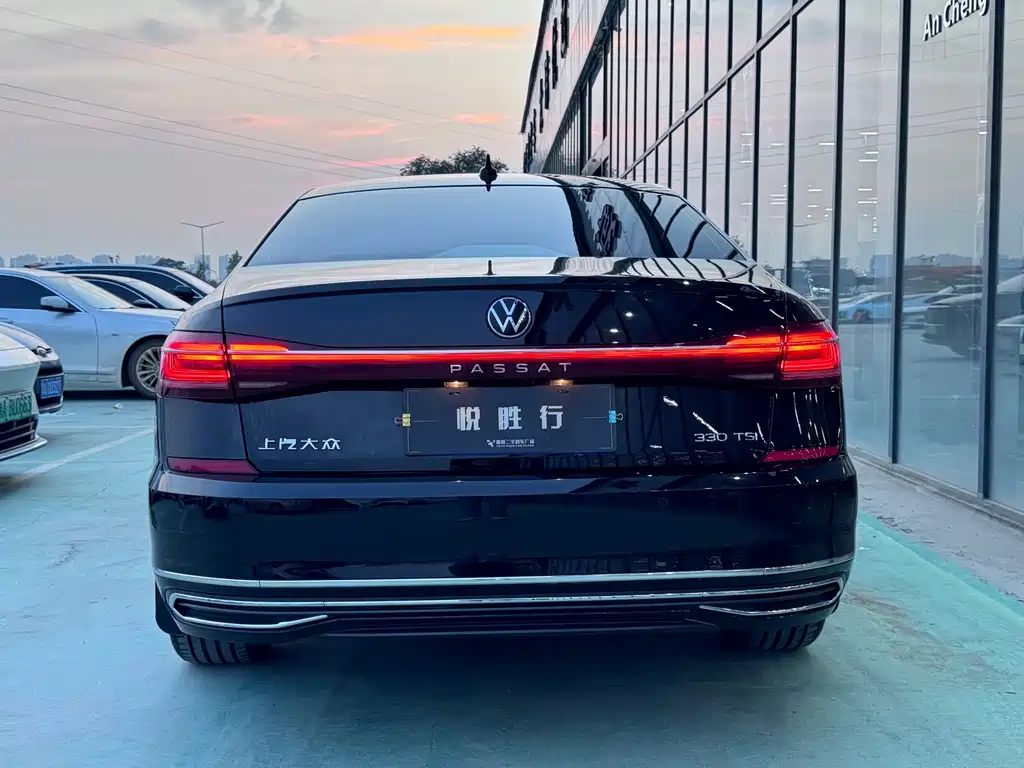 Volkswagen Passat — миниатюра 6