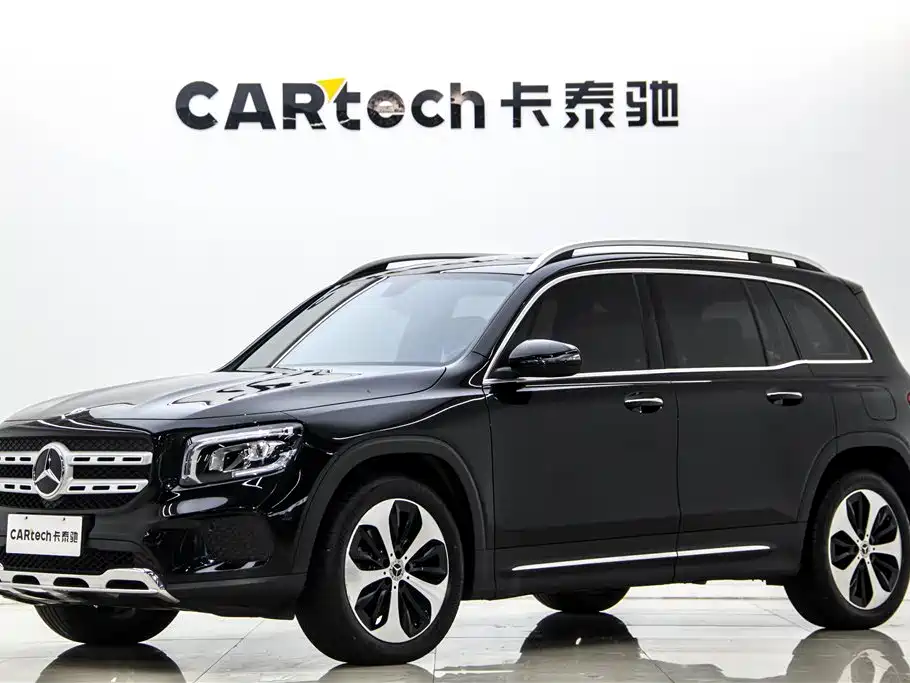 奔驰GLB 2023款 GLB 220 时尚型 2023