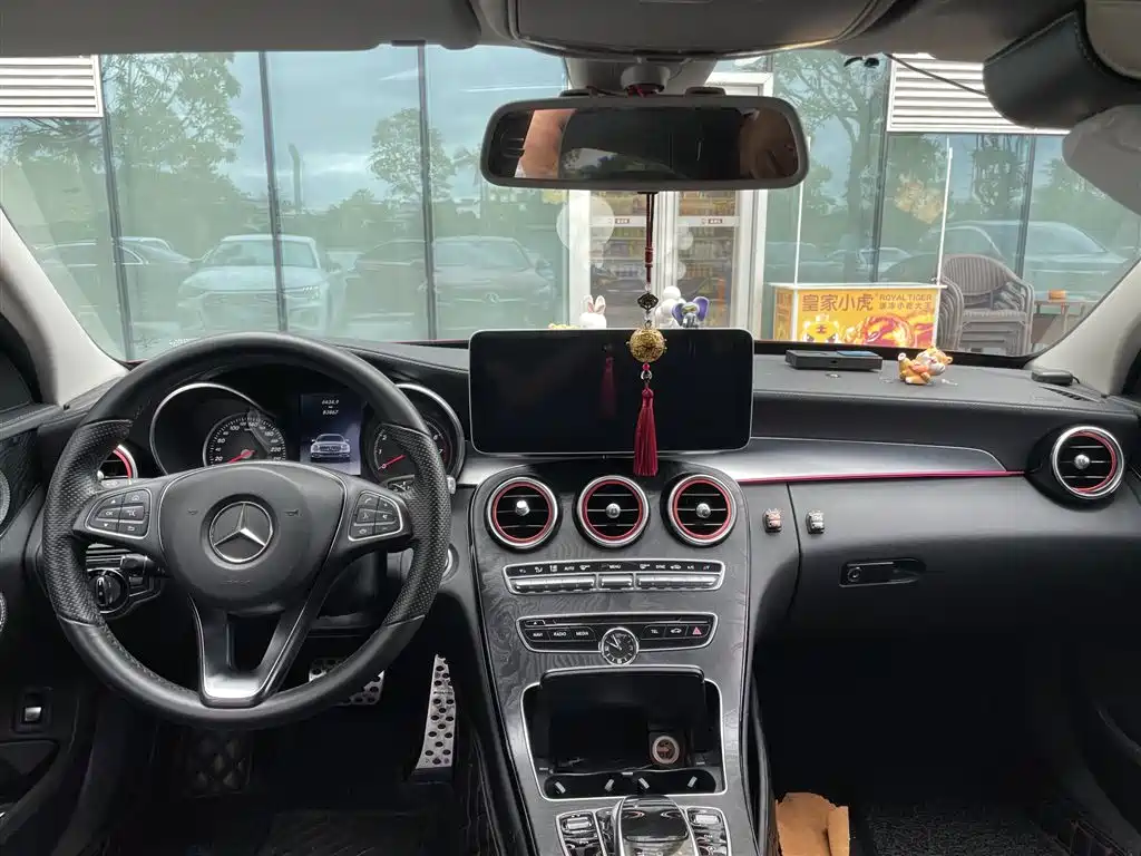 Mercedes-Benz C-Class — миниатюра 9